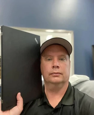 <span>Gerald, 52</span>&nbsp;<span style='width: 25px; height: 16px; float: right; background-image: url(/bitmaps/flags_small/US.PNG)'>&nbsp;</span><br><span>New York, Stany Zjednoczone</span>&nbsp;<input type='button' class='joinbtn' style='float: right' value='JOIN NOW' />