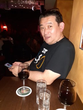 <span>Feng, 53</span>&nbsp;<span style='width: 25px; height: 16px; float: right; background-image: url(/bitmaps/flags_small/DE.PNG)'>&nbsp;</span><br><span>Berlin, Германия</span>&nbsp;<input type='button' class='joinbtn' style='float: right' value='JOIN NOW' />