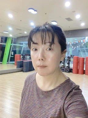 <span>Mei, 55</span>&nbsp;<span style='width: 25px; height: 16px; float: right; background-image: url(/bitmaps/flags_small/CN.PNG)'>&nbsp;</span><br><span>Tianjin, Китай</span>&nbsp;<input type='button' class='joinbtn' style='float: right' value='JOIN NOW' />