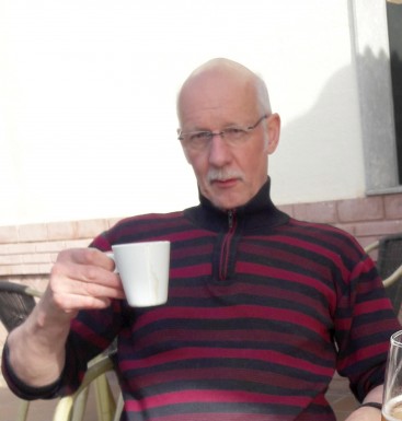 <span>Jorgen, 76</span>&nbsp;<span style='width: 25px; height: 16px; float: right; background-image: url(/bitmaps/flags_small/NO.PNG)'>&nbsp;</span><br><span>Bergen, Noruega</span>&nbsp;<input type='button' class='joinbtn' style='float: right' value='JOIN NOW' />