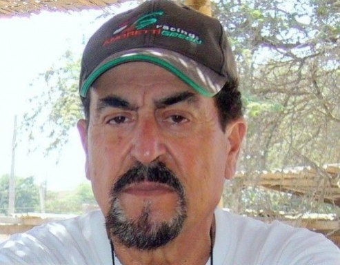 <span>Roberto, 74</span>&nbsp;<span style='width: 25px; height: 16px; float: right; background-image: url(/bitmaps/flags_small/PE.PNG)'>&nbsp;</span><br><span>Chiclayo, Peru</span>&nbsp;<input type='button' class='joinbtn' style='float: right' value='JOIN NOW' />