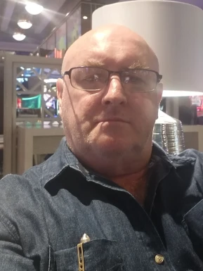 Foreign men for dating