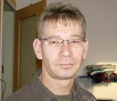 <span>Roman, 52</span>&nbsp;<span style='width: 25px; height: 16px; float: right; background-image: url(/bitmaps/flags_small/DE.PNG)'>&nbsp;</span><br><span>Mengerskirc, Германия</span>&nbsp;<input type='button' class='joinbtn' style='float: right' value='JOIN NOW' />